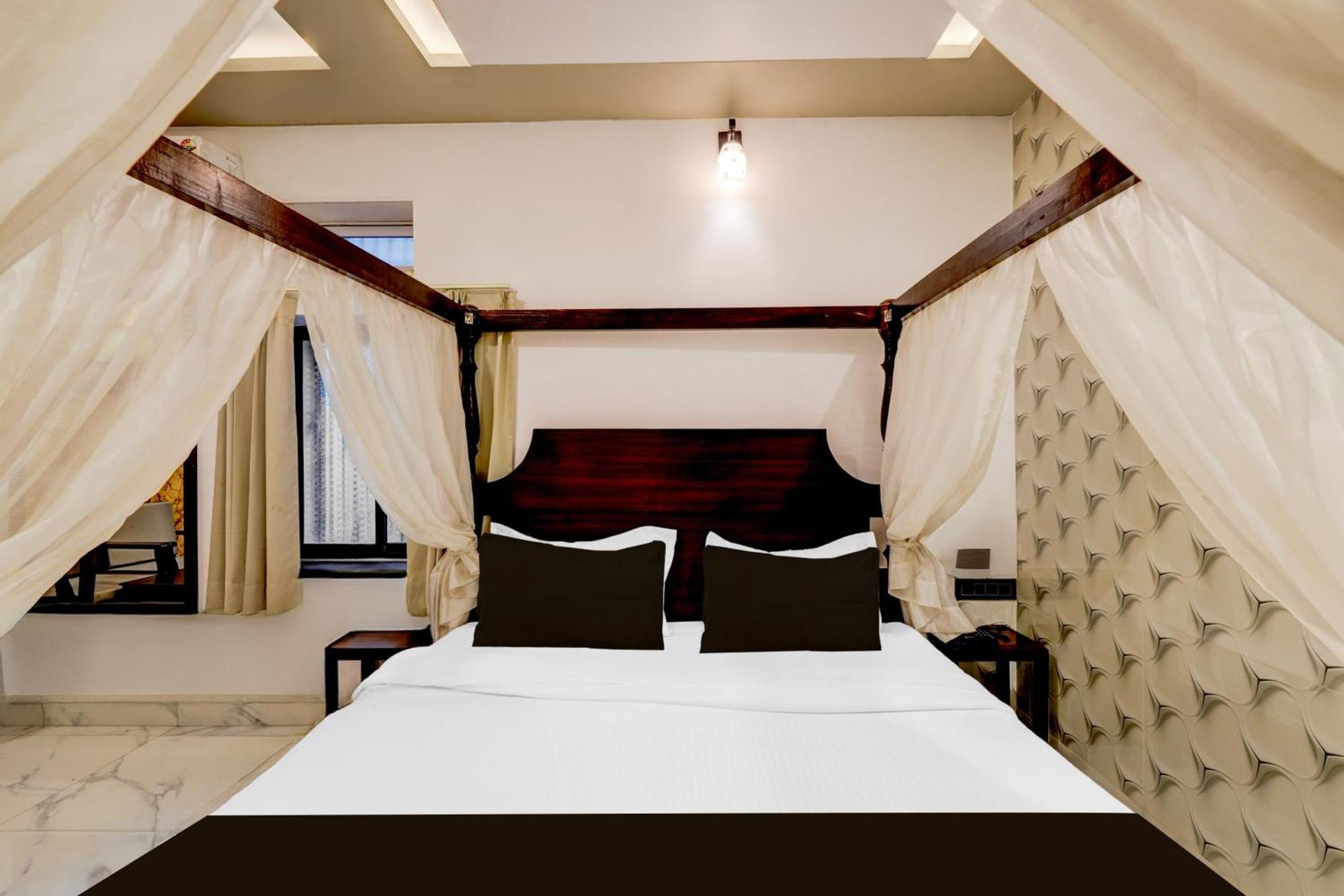 Hotel O Lake N Hill View Udaipur Exteriör bild