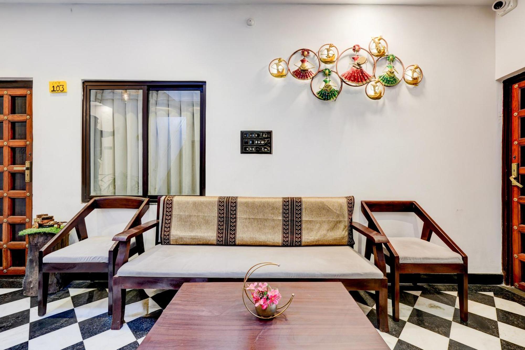 Hotel O Lake N Hill View Udaipur Exteriör bild